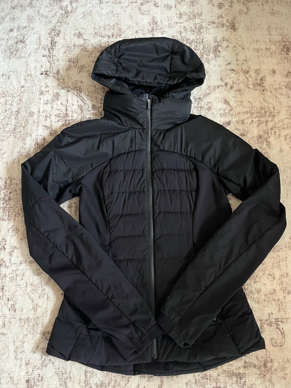 🖤✨Lululemon Down for It All Jacket size 6 in Black. 🖤